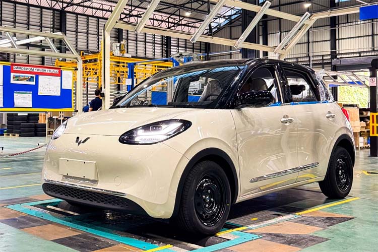 チョンブリ県の工場で生産される小型ＥＶ「ビンゴ」