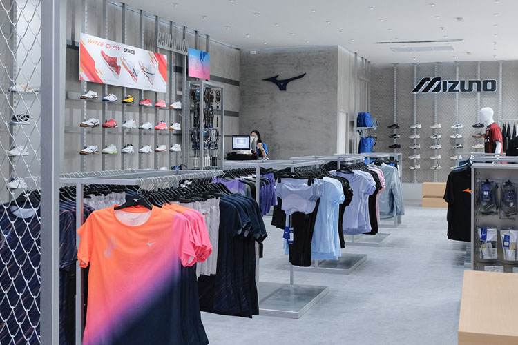 旗艦店のバドミントンコーナー