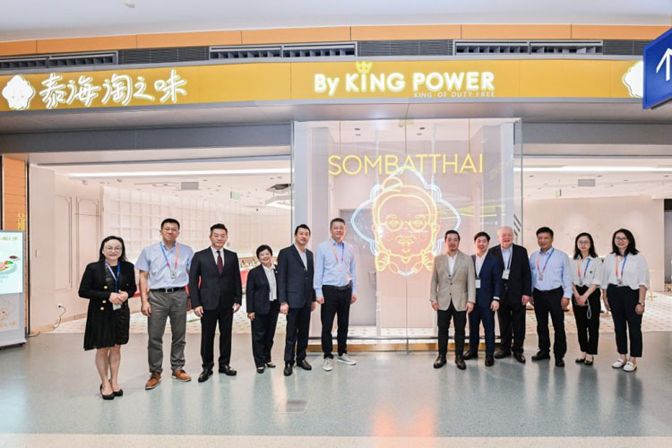 開業準備中の「ソムバットタイ」