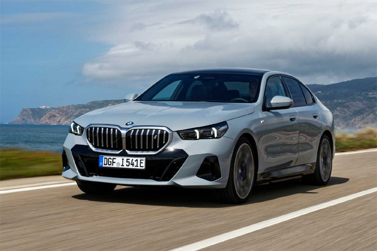 ＥＶのセダン「ｉ５」