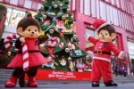 都内のＳＣ「ザ・モール・ライフストア・バンカピ」に設置されたクリスマスツリーと「モンチッチ」