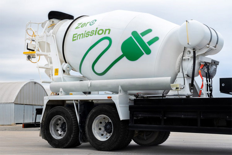 電動ミキサー車「Ｔ25ｅ－ミキサー」