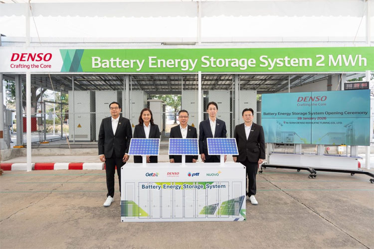 蓄電設備導入の記念式典