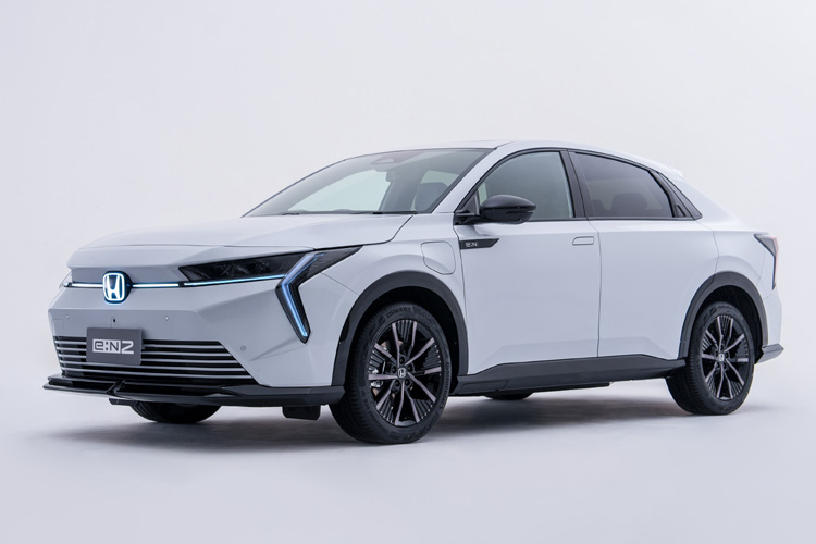新型ＥＶの「ｅ：Ｎ２」
